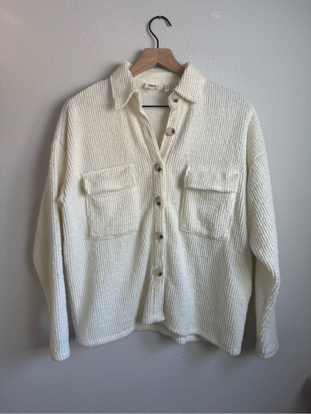 BKE By Buckle Ribbed Button-Up Shacket in Cream - S